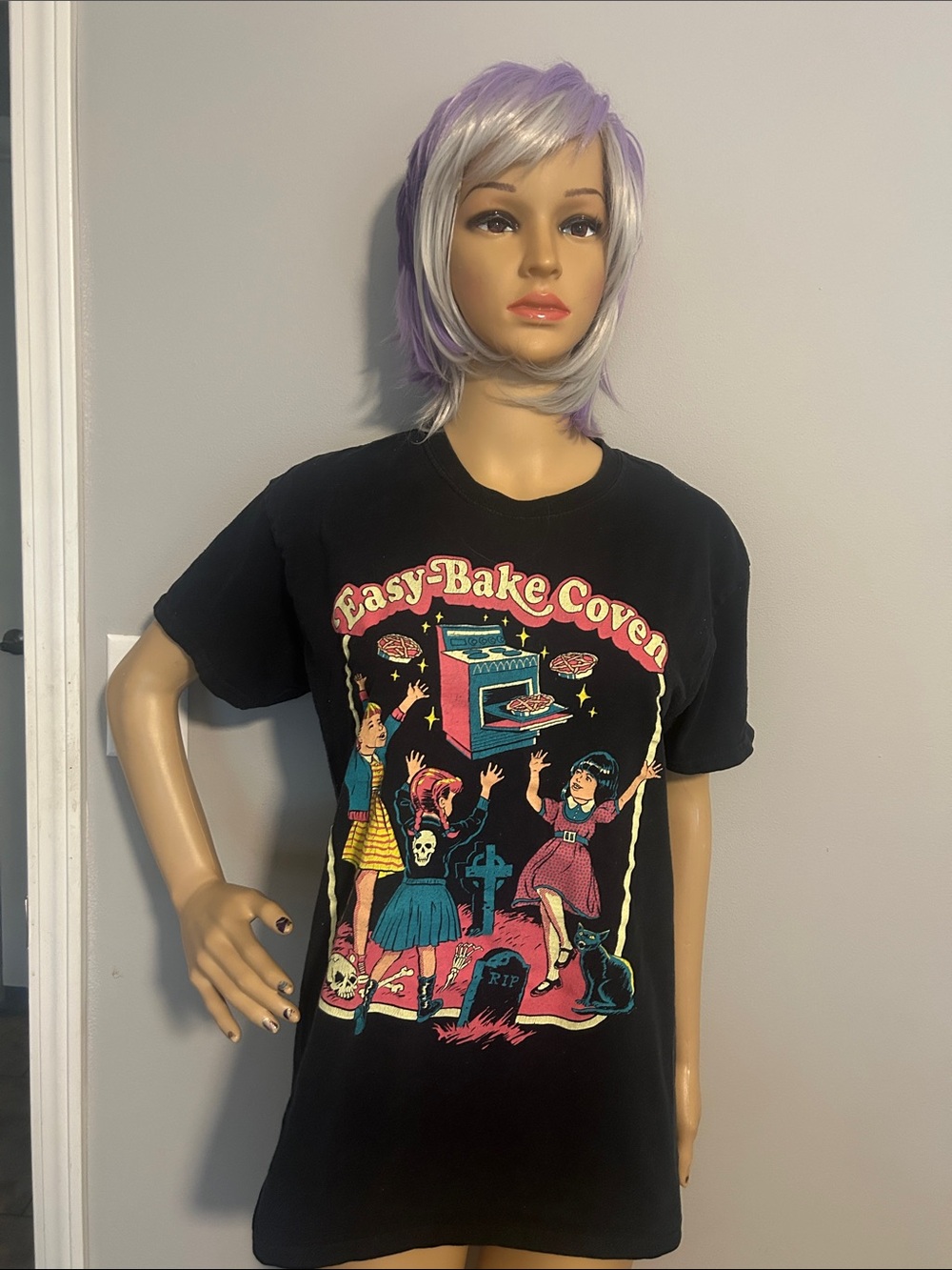Easy-Bake Coven Graphic Tee - Black